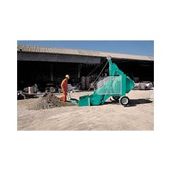 Bétonnière de chantier BIO400 et pelle tractée